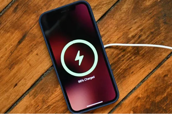 西湖苹果手机维修分享iPhone如何正确充电 