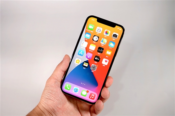 西湖苹果手机维修分享iOS 14.2修订版已到，专属iPhone 12系列 